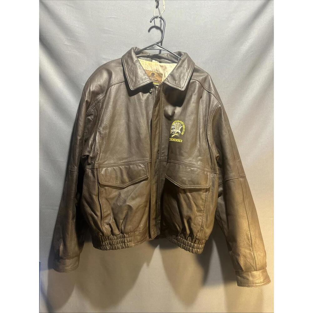 North American Hunting Club Life Member leather bomber jacket￼ XL #383